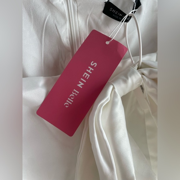 New Shein Curve Women White Puff Sleeve Square Neck Mid Dress Size 1X - Picture 6 of 12